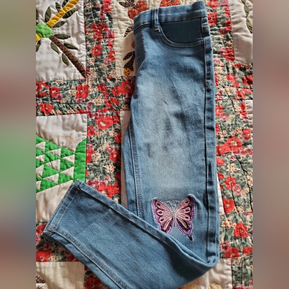 Delias Girl Blue Jeans with Butterfly Embroidery NWT! Nice - Picture 3 of 8